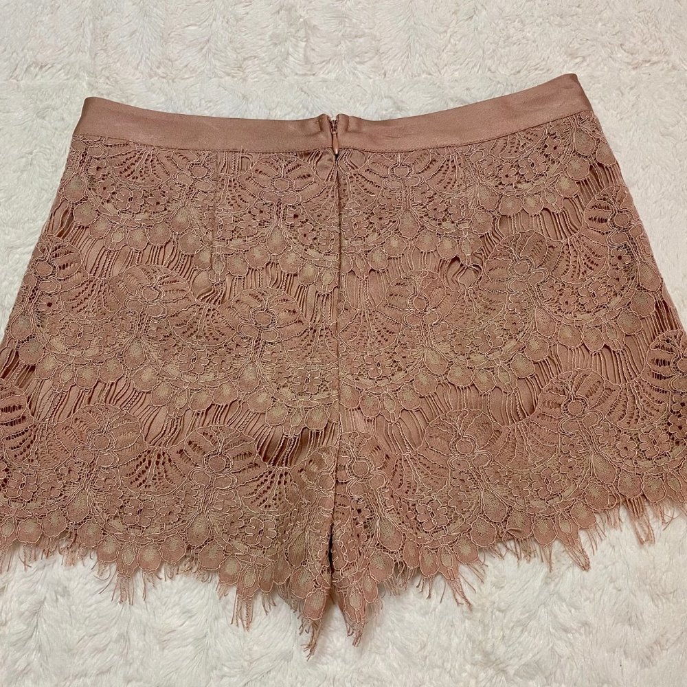 Leith Lace Mini Short - Picture 2 of 3